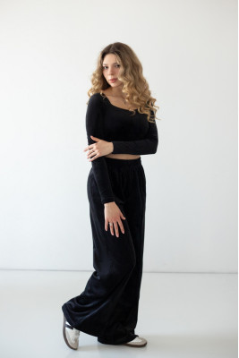 Костюм жіночий